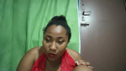 Snapshot of kezia0910 chatting on October 20, 7:39 pm kezia0910 online show from October 20, 7:39 pm