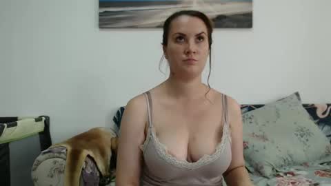 Sarah online show from October 18, 11:02 am