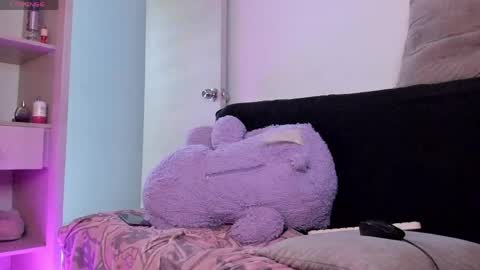 ki_ttyu online show from May 22, 2:20 am