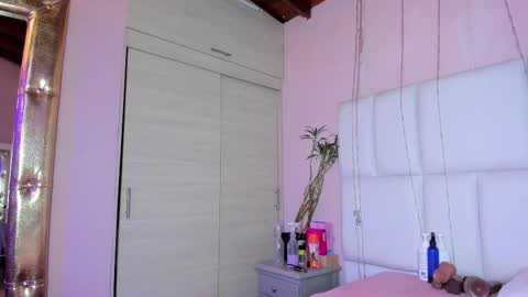    N         M online show from October 4, 2:54 pm