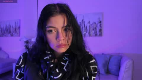 kIKI online show from December 3, 11:54 am