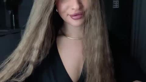 EvaAnna online show from September 14, 8:40 pm