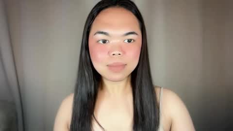 KYLIE online show from December 22, 1:36 pm