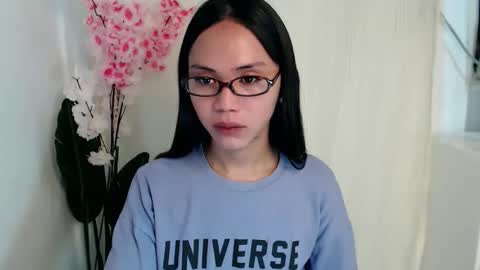 Kimberly online show from May 13, 10:59 pm