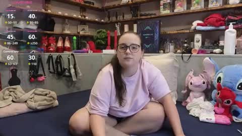 kimberlycaprice online show from November 23, 5:14 pm