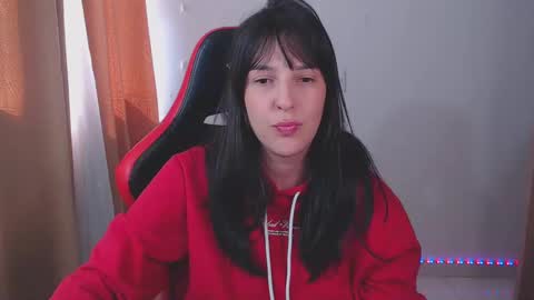 Kim 3 online show from January 3, 7:18 pm