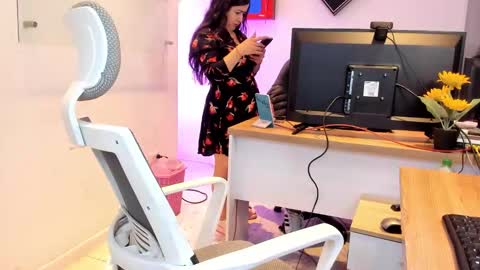 Camila online show from November 6, 2:01 pm