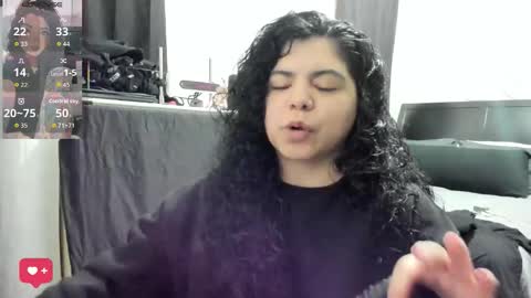 Kimmi online show from April 7, 8:11 pm