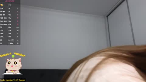 Kimmie online show from March 26, 6:09 pm