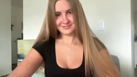 kinci06 online show from March 10, 5:18 pm