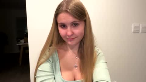 kinci06 online show from February 24, 1:11 am