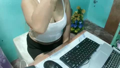 Rose online show from February 12, 4:30 pm