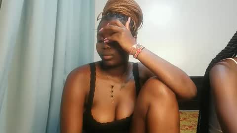 Lola online show from January 12, 1:11 am