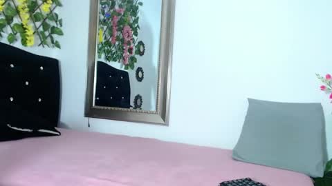 Isabella  online show from March 1, 10:21 pm