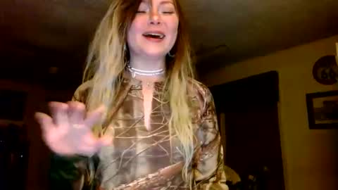 Kipsy Rose online show from November 25, 7:54 am