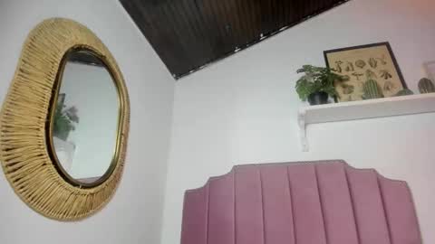 kira_exe online show from February 2, 11:42 am