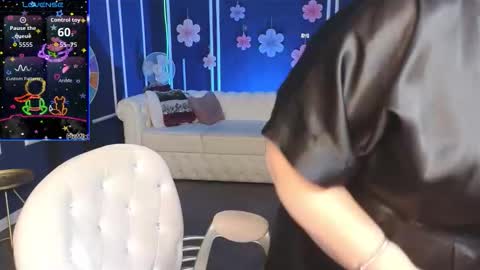 Kira Kennet online show from September 30, 8:42 am