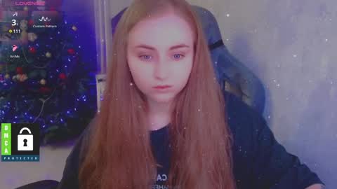 Snapshot of kira_love_sleep chatting on January 17, 3:43 pm you know thumb up me please its important online show from January 17, 3:43 pm