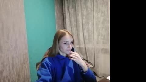 kira_morekiss online show from February 22, 7:10 pm