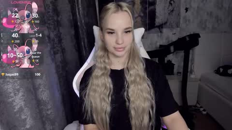 kirakrox online show from November 18, 8:32 pm