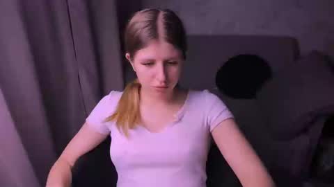 Snapshot of kirraa_ chatting on January 28, 7:53 pm Kira online show from January 28, 7:53 pm