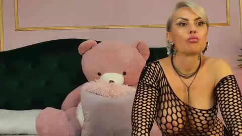 Kirra online show from March 9, 6:49 am