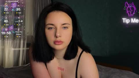 Kira online show from March 9, 8:01 pm