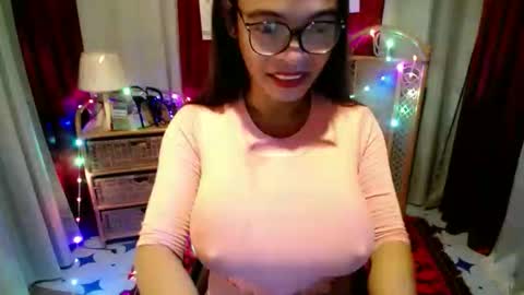 VICTORIA online show from May 27, 11:07 am
