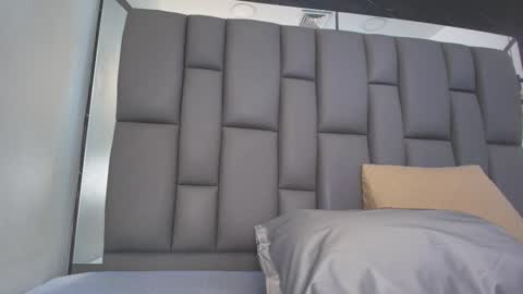 BELLA FLAME online show from March 6, 8:04 pm