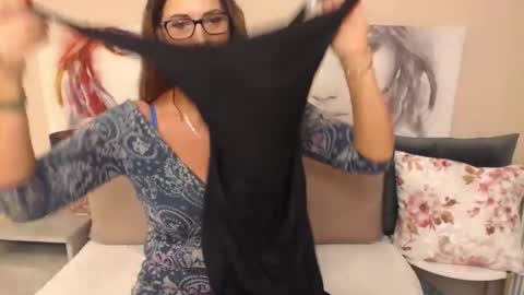 SophieSexy online show from December 16, 7:25 am