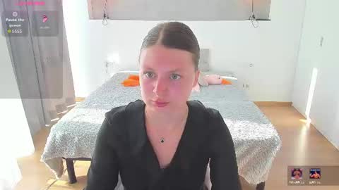 kitkatvel online show from June 22, 5:26 am