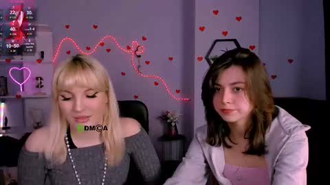 kitniss online show from March 11, 8:22 pm