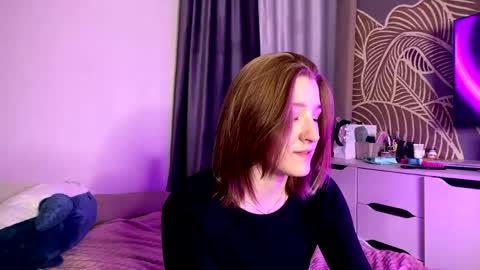 Tanesha online show from April 29, 5:30 pm