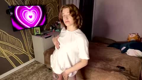 Tanesha online show from May 1, 2:20 pm