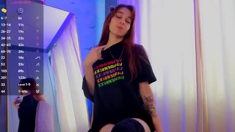 The sexy fox Kitsune online show from April 14, 6:35 am