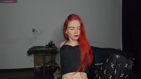 Kitsune online show from December 17, 6:42 pm