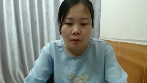 kitti_baby2x online show from February 25, 3:16 am