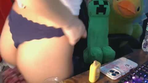 kittimisa online show from March 10, 3:10 am