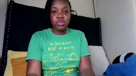 kitty_kerry online show from June 24, 12:26 pm