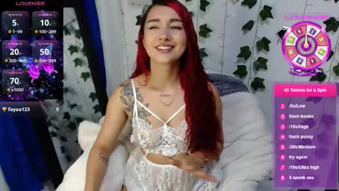 Snapshot of kitty_saenz chatting on October 23, 10:38 pm Kitty Saenz online show from October 23, 10:38 pm