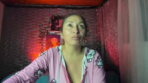 violet online show from November 10, 7:25 am