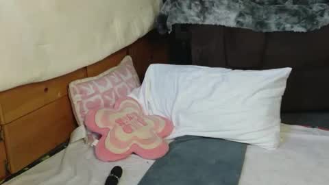 kittykisses3 online show from March 20, 11:42 pm