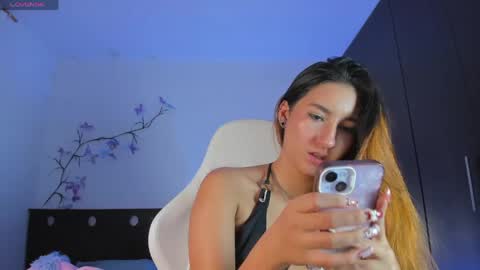 kitty online show from April 21, 2:51 am