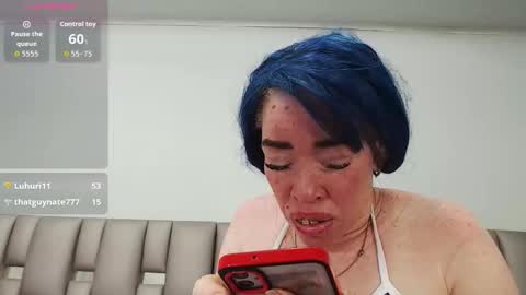 kittywhiteass online show from January 18, 9:05 am