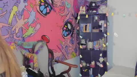 Kitty Zen online show from November 28, 5:16 pm