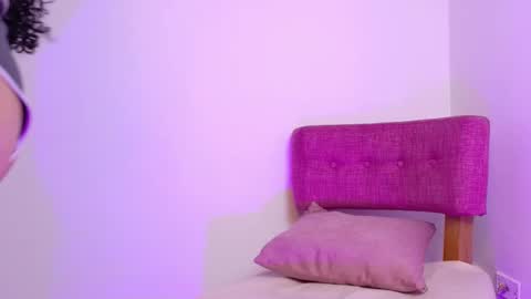 Kitty Hill online show from November 2, 5:33 am