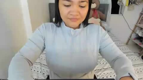 kixua online show from March 4, 12:28 am