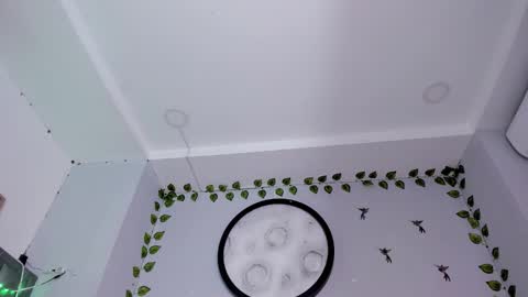 klariz09 online show from March 6, 9:10 pm