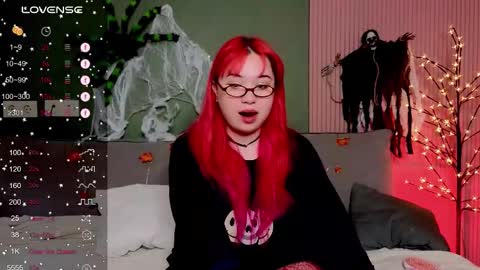 Snapshot of klee_love chatting on October 21, 5:33 am Klee online show from October 21, 5:33 am