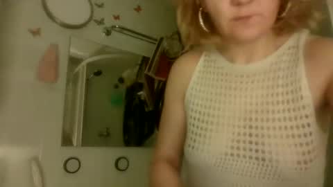 kocicka265270 online show from March 4, 11:06 am